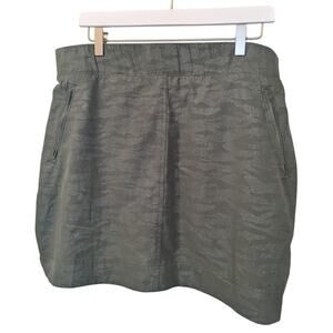 ORVIS Womens Size XL Zero Limits Green Camo Skort Travel Pickleball Gym $89 MSRP